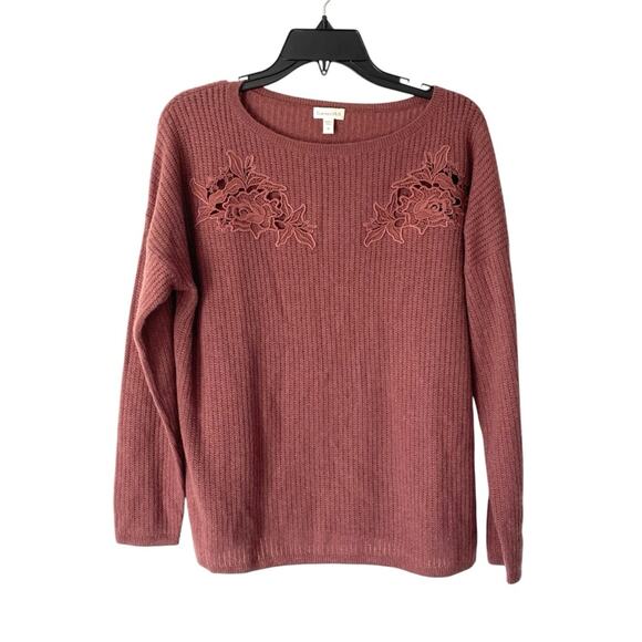 Garnet Hill 100 Percent Cashmere Sweater embroidered cut out floral size medium - Picture 1 of 7